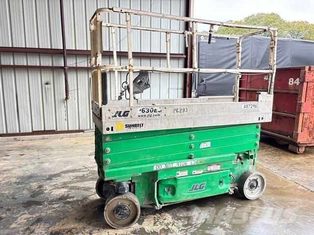 JLG 2630ES Ollós emelők