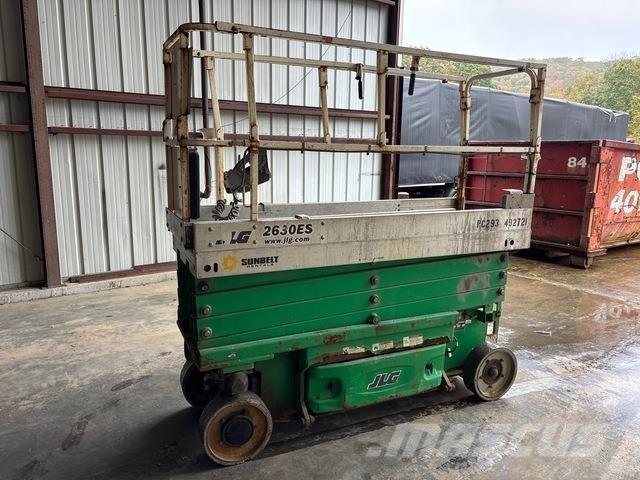 JLG 2630ES Ollós emelők