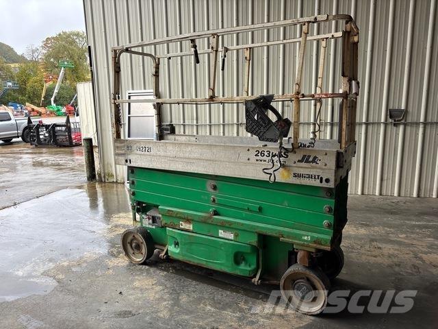 JLG 2630ES Ollós emelők
