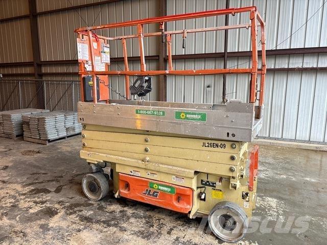 JLG 2630ES Ollós emelők