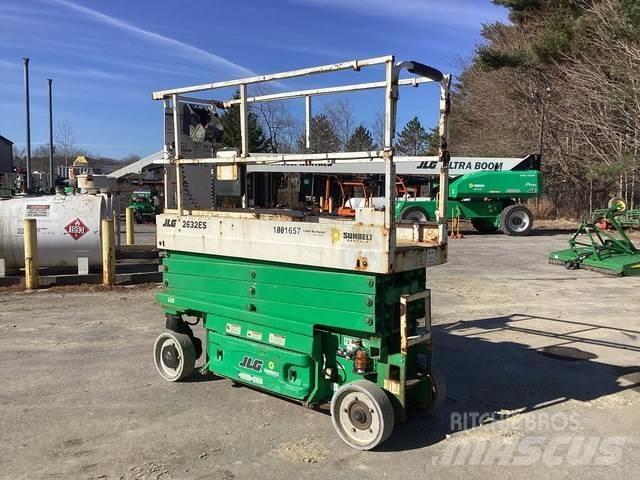 JLG 26322ES Ollós emelők