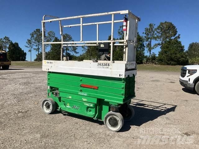 JLG 2632ES Ollós emelők
