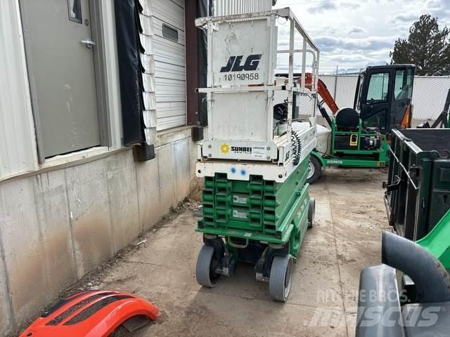 JLG 2632ES Ollós emelők