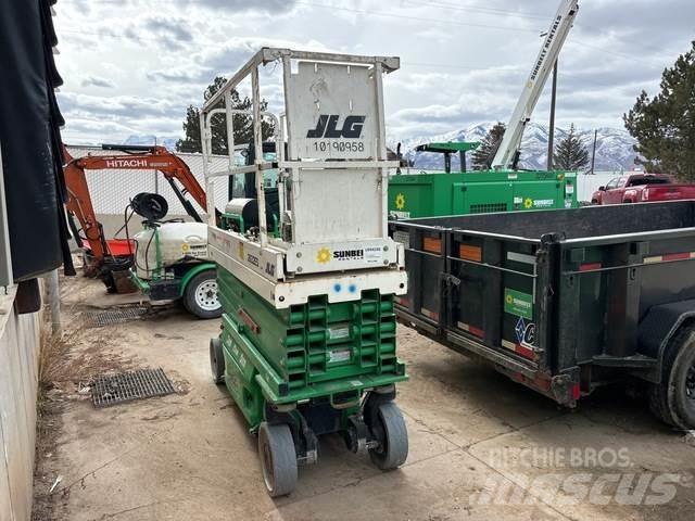 JLG 2632ES Ollós emelők
