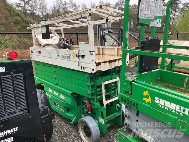 JLG 2632ES Ollós emelők