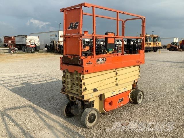 JLG 2632ES Ollós emelők