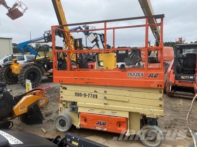 JLG 2632ES Ollós emelők