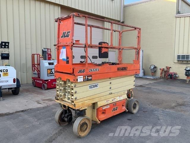 JLG 2632ES Ollós emelők