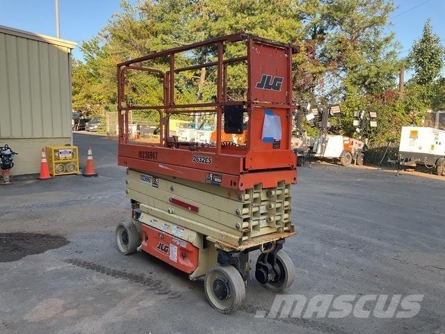 JLG 2632ES Ollós emelők