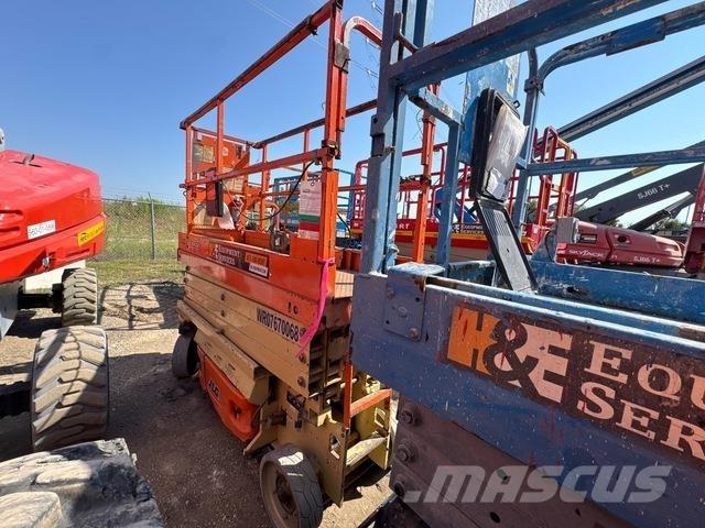 JLG 2632ES Ollós emelők