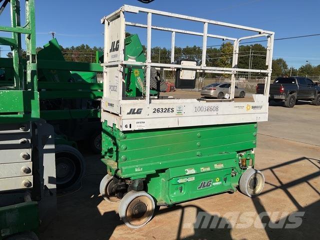 JLG 2632ES Ollós emelők