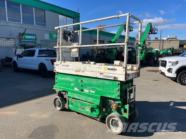 JLG 2632ES Ollós emelők