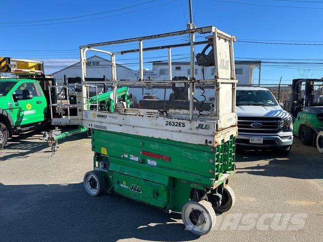 JLG 2632ES Ollós emelők
