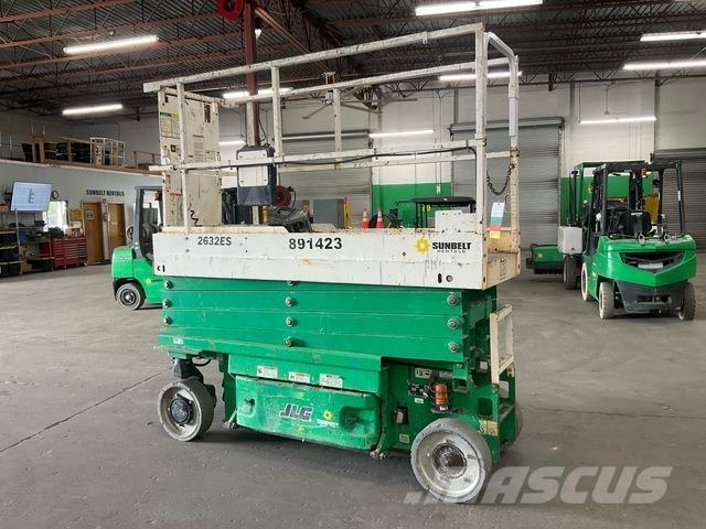 JLG 2632ES Ollós emelők