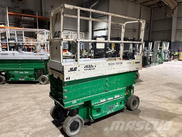 JLG 2632ES Ollós emelők