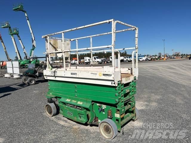 JLG 2646ES Ollós emelők