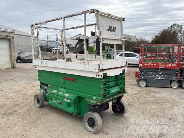 JLG 2646ES Ollós emelők