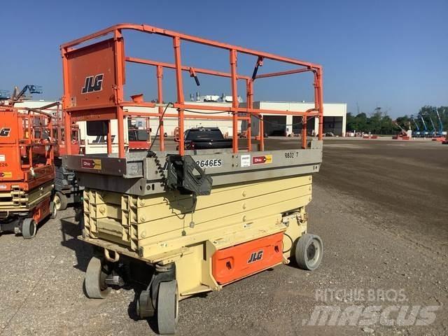 JLG 2646ES Ollós emelők