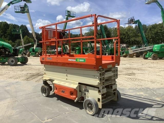 JLG 2646ES Ollós emelők