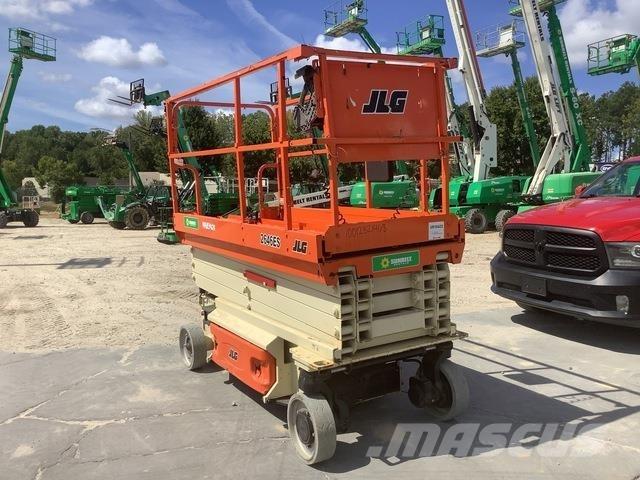 JLG 2646ES Ollós emelők