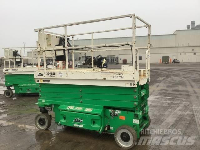 JLG 3246ES Ollós emelők