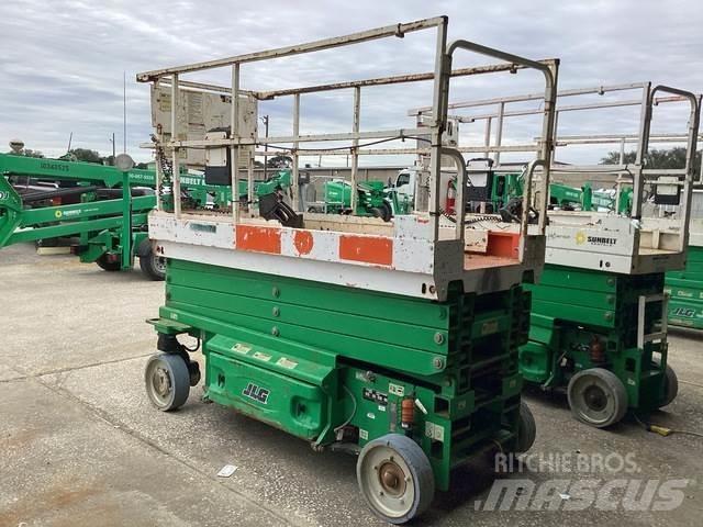JLG 3246ES Ollós emelők