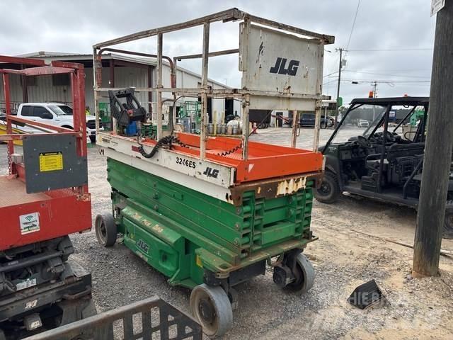 JLG 3246ES Ollós emelők