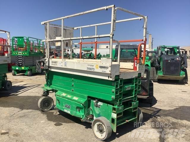 JLG 3246ES Ollós emelők