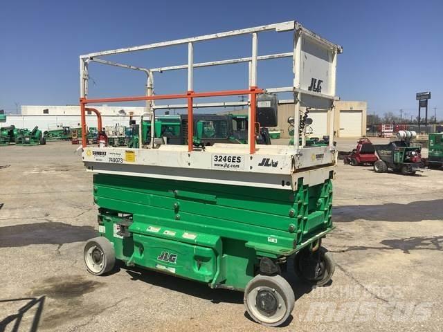 JLG 3246ES Ollós emelők