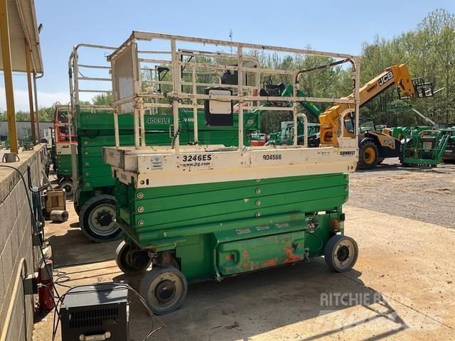 JLG 3246ES Ollós emelők