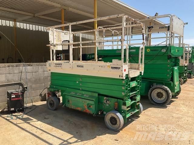 JLG 3246ES Ollós emelők
