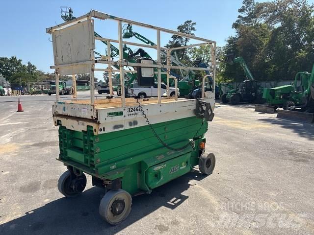 JLG 3246ES Ollós emelők
