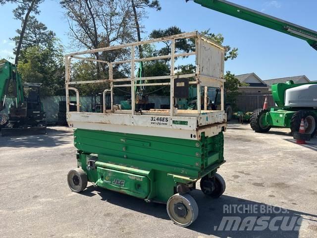 JLG 3246ES Ollós emelők