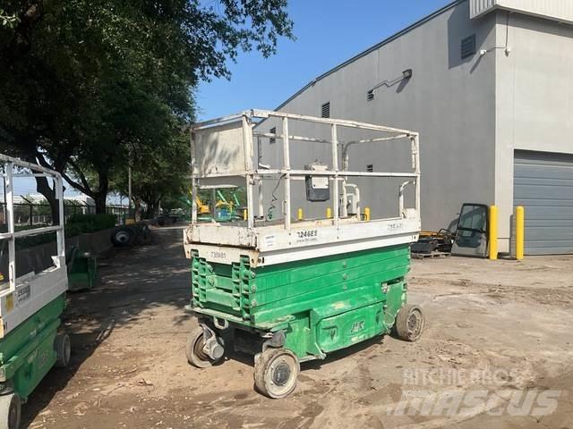 JLG 3246ES Ollós emelők