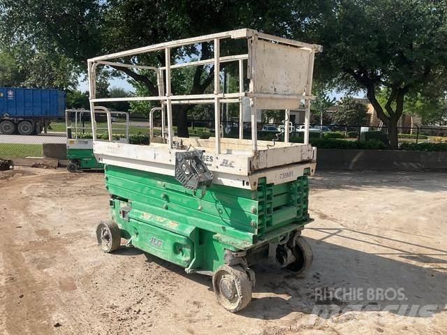JLG 3246ES Ollós emelők
