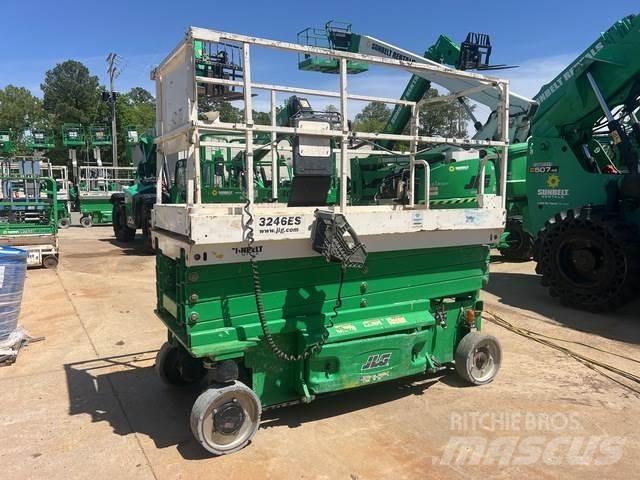 JLG 3246ES Ollós emelők