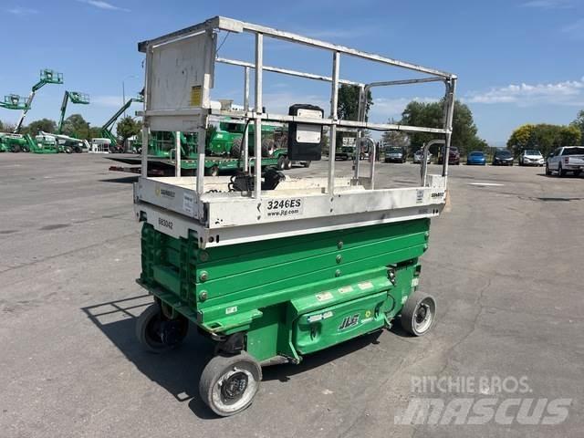 JLG 3246ES Ollós emelők