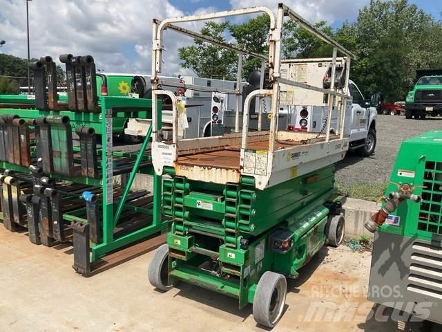 JLG 3246ES Ollós emelők