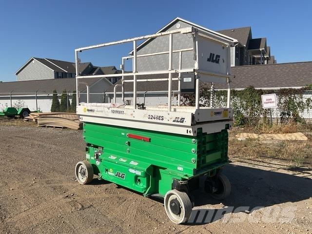 JLG 3246ES Ollós emelők