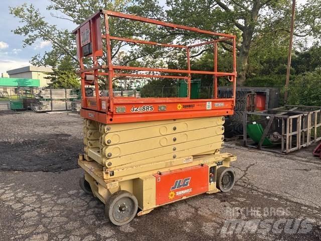 JLG 3248RS Ollós emelők