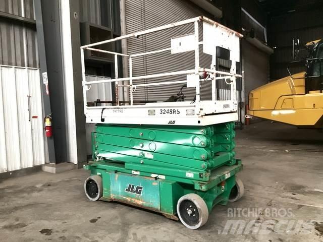 JLG 3248RS Ollós emelők