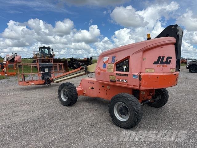 JLG 400S Teleszkópos emelők