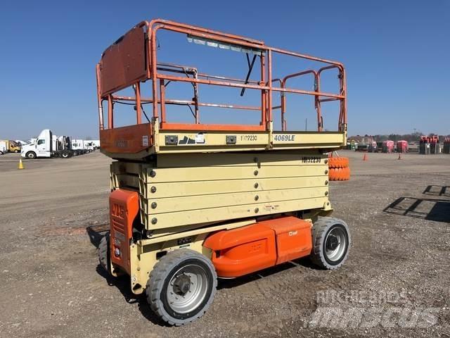 JLG 4069LE Ollós emelők