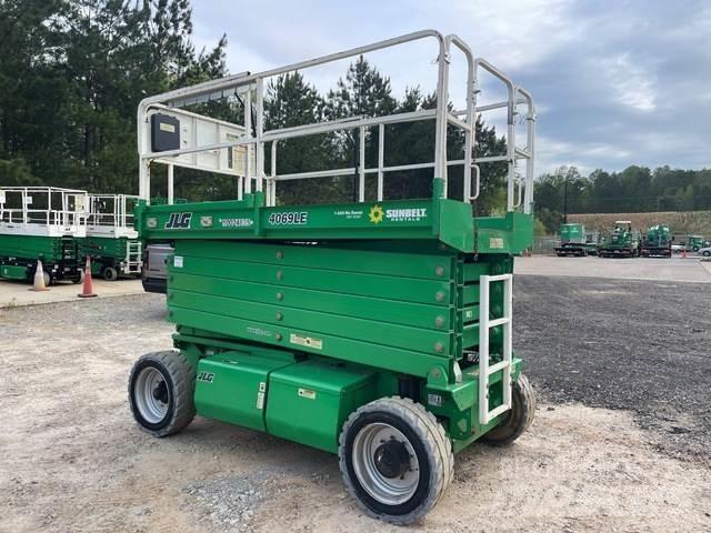 JLG 4069LE Ollós emelők