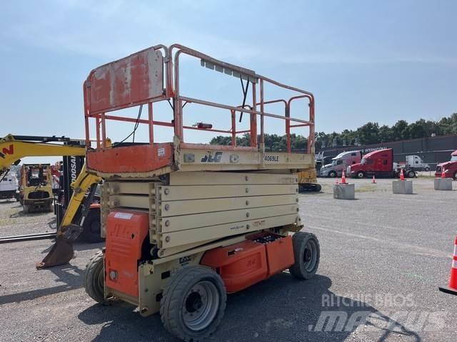 JLG 4069LE Ollós emelők