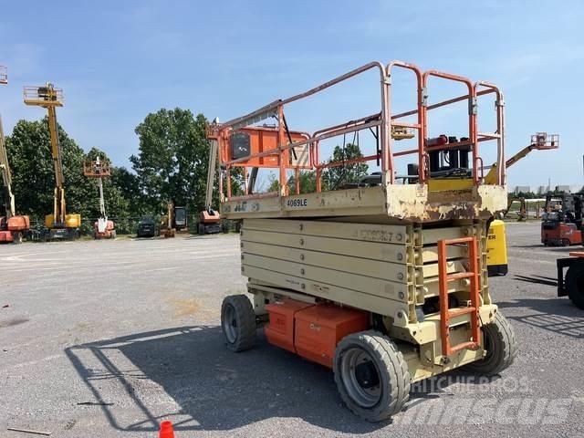 JLG 4069LE Ollós emelők