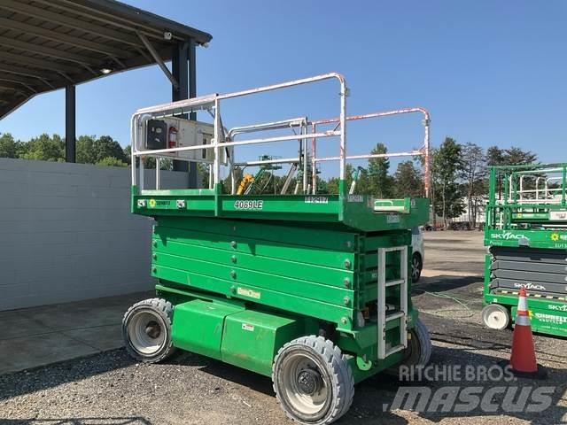 JLG 4069LE Ollós emelők