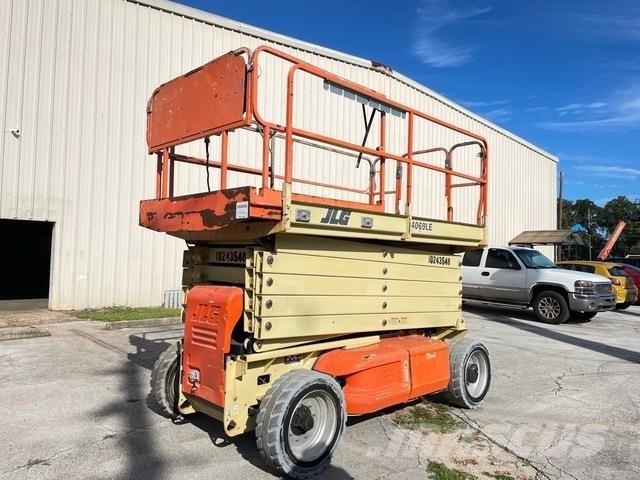 JLG 4069LE Ollós emelők