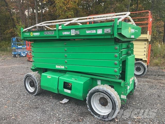 JLG 4069LE Ollós emelők