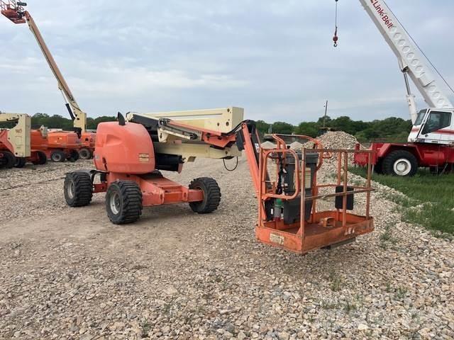 JLG 450AJ Karos emelők